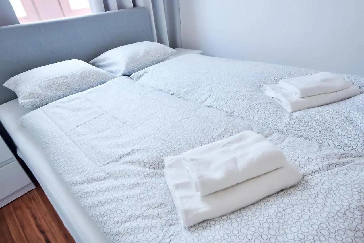 Apartment Molakova Prag